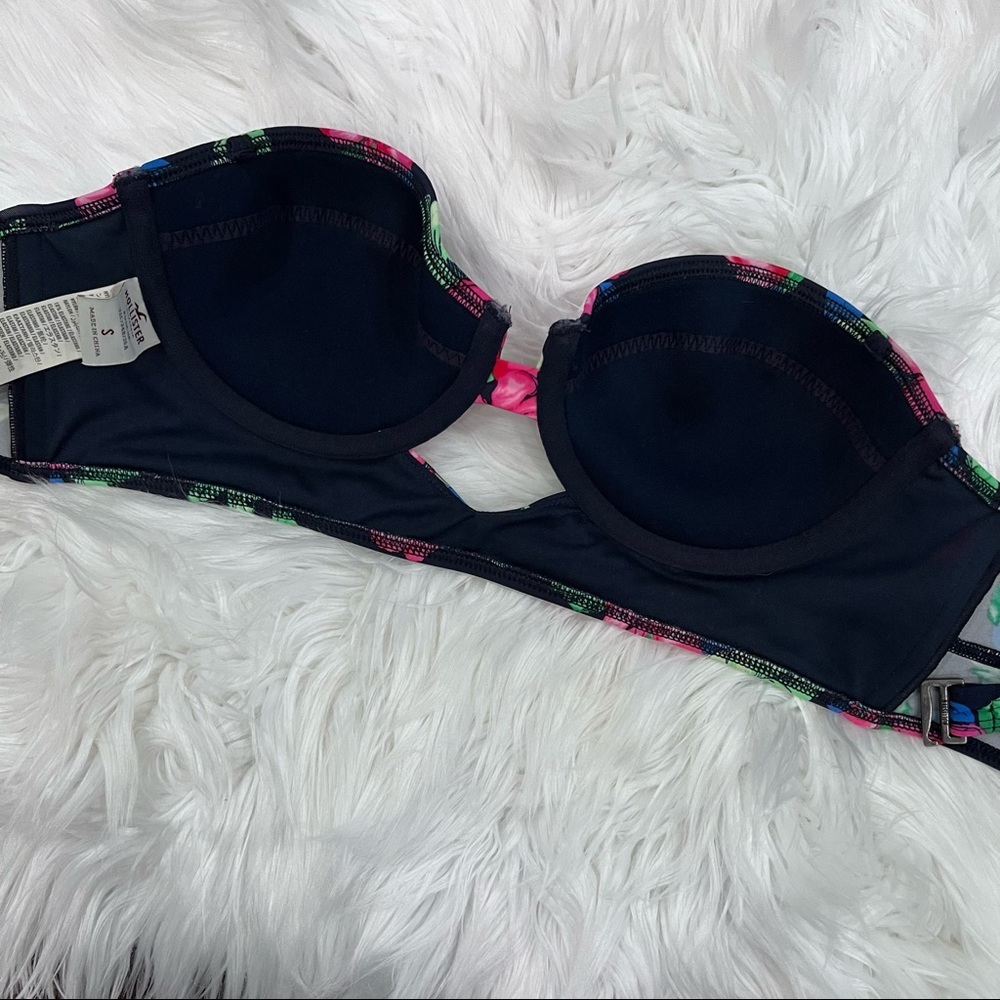 Hollister push up swim top - Picture 6 of 7